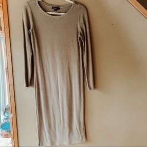 Dahlia Nude sweater dress size M
